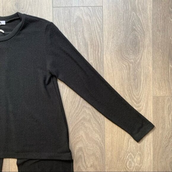 REVOLVE LNA Ace Sweater Open Split Back Slit Long Sleeve Asymmetrical hem Black - Picture 7 of 16